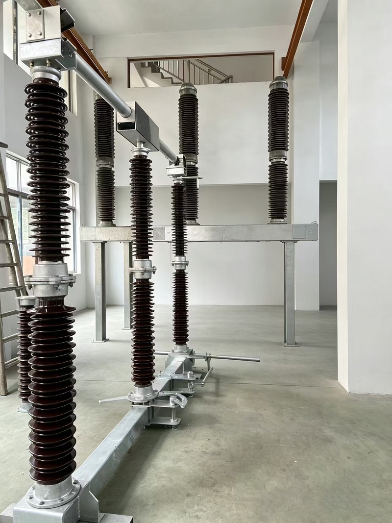 220kV Disconnect Switch ສໍາລັບຄໍາຮ້ອງສະຫມັກໄຟຟ້າແຮງດັນສູງກາງແຈ້ງ 220kV Disconnect Switch ສໍາລັບຄໍາຮ້ອງສະຫມັກໄຟຟ້າແຮງດັນສູງກາງແຈ້ງ